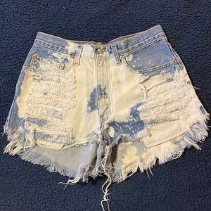 Levi’s tye dye cutoff denim shorts